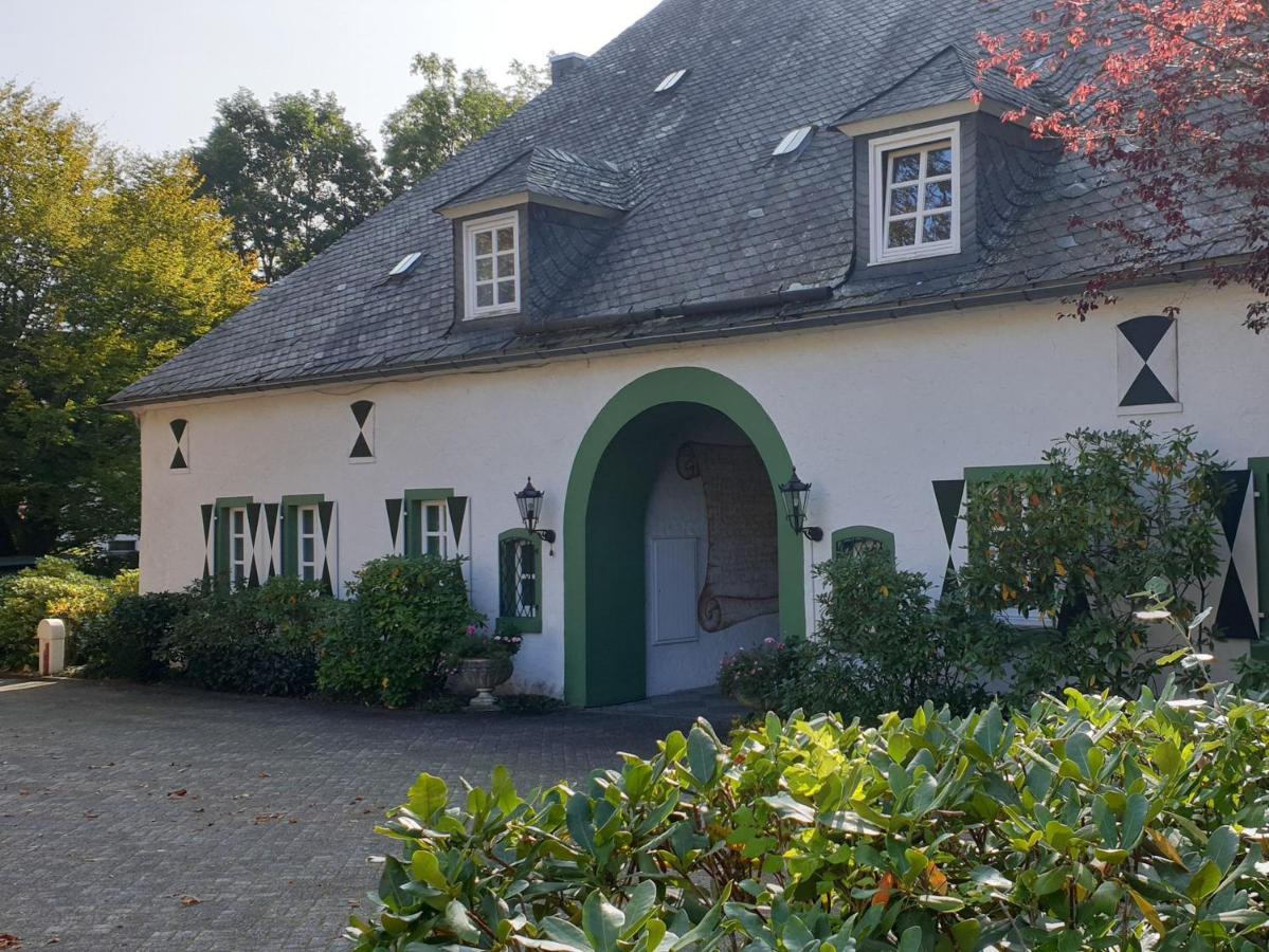 Das Torhaus Im Schloss Schellenstein Olsberg Bagian luar foto