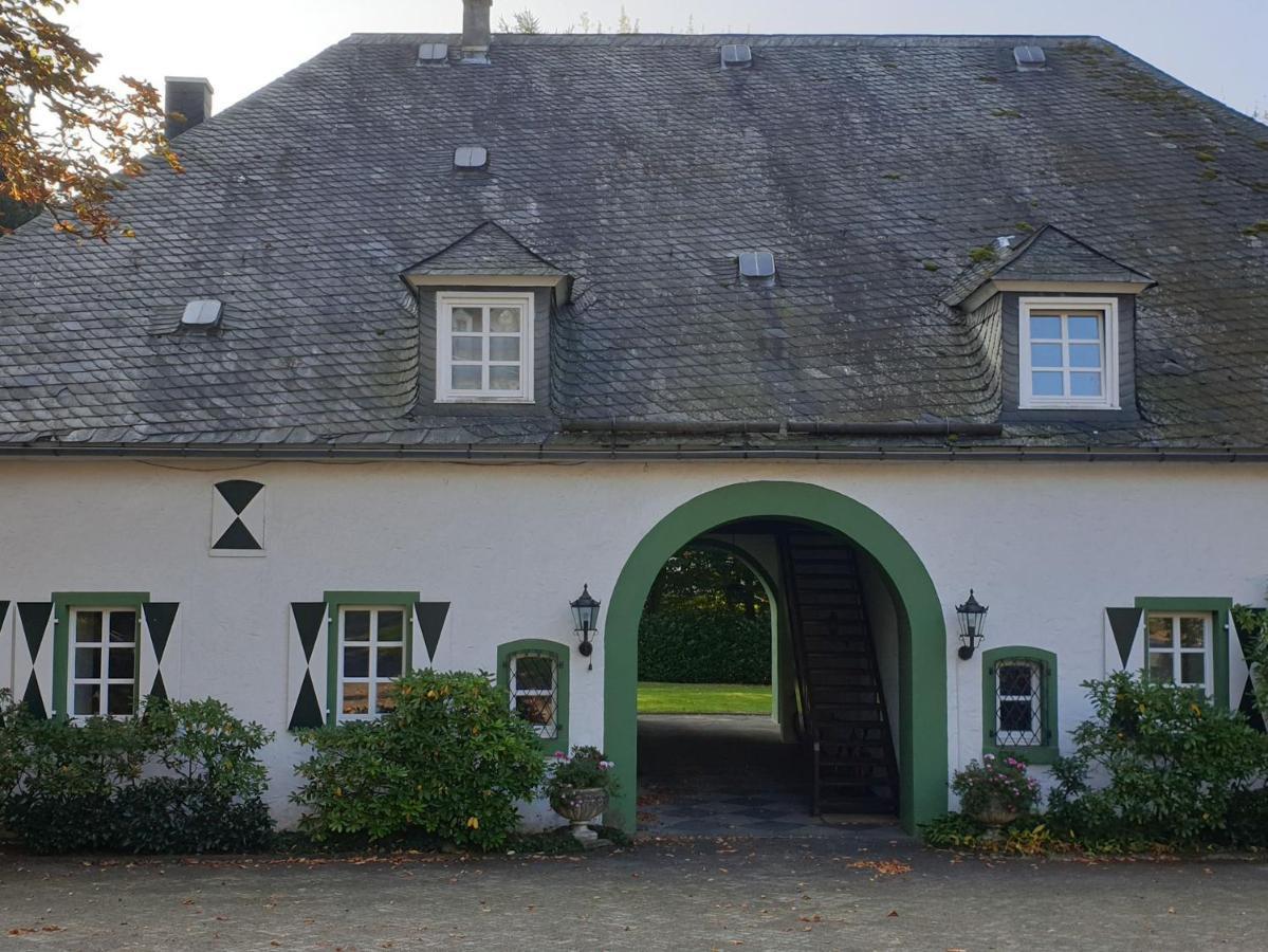 Das Torhaus Im Schloss Schellenstein Olsberg Bagian luar foto